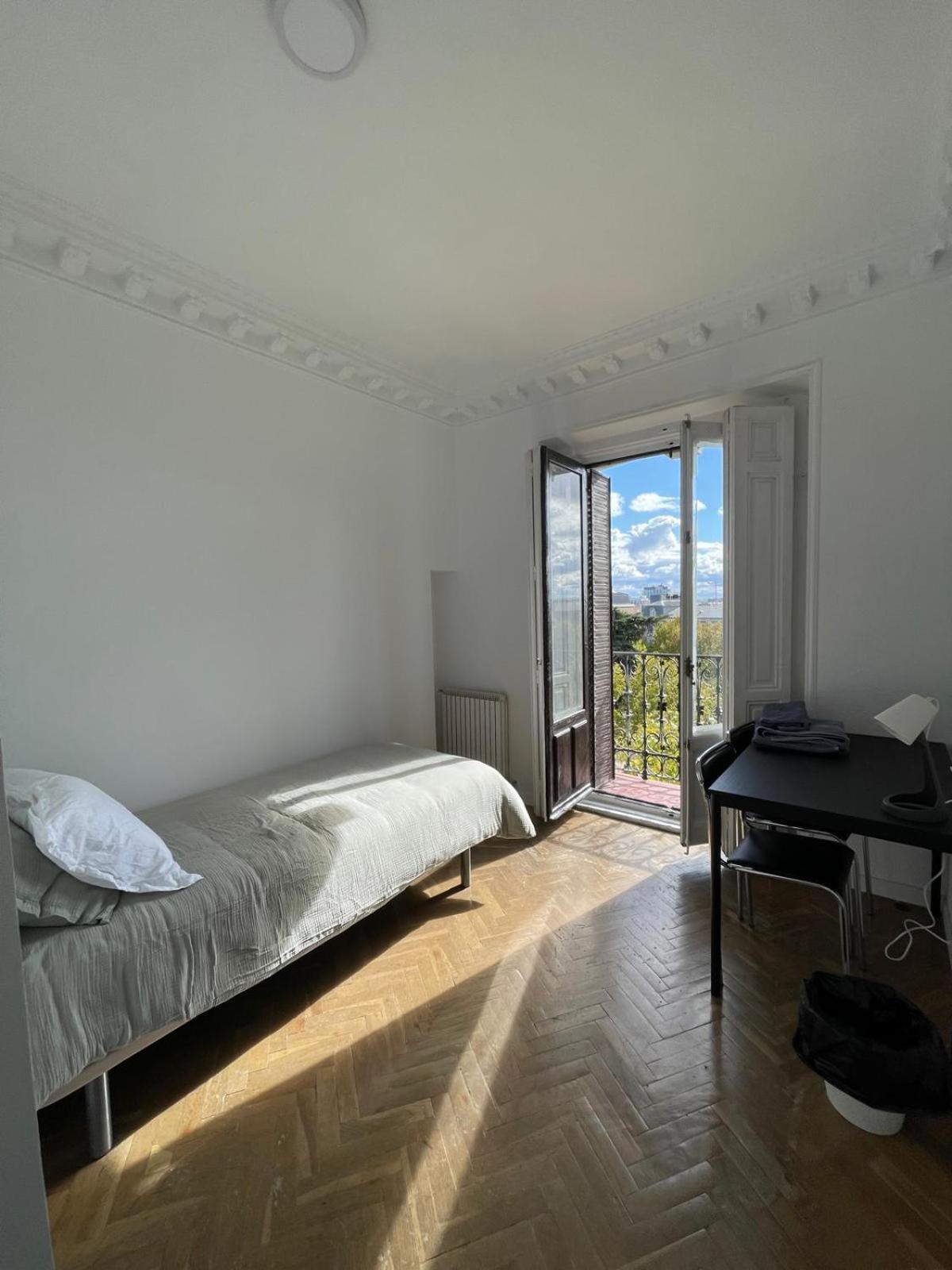 Madrid First Stop- Lope De Vega'S Dream Coliving المظهر الخارجي الصورة